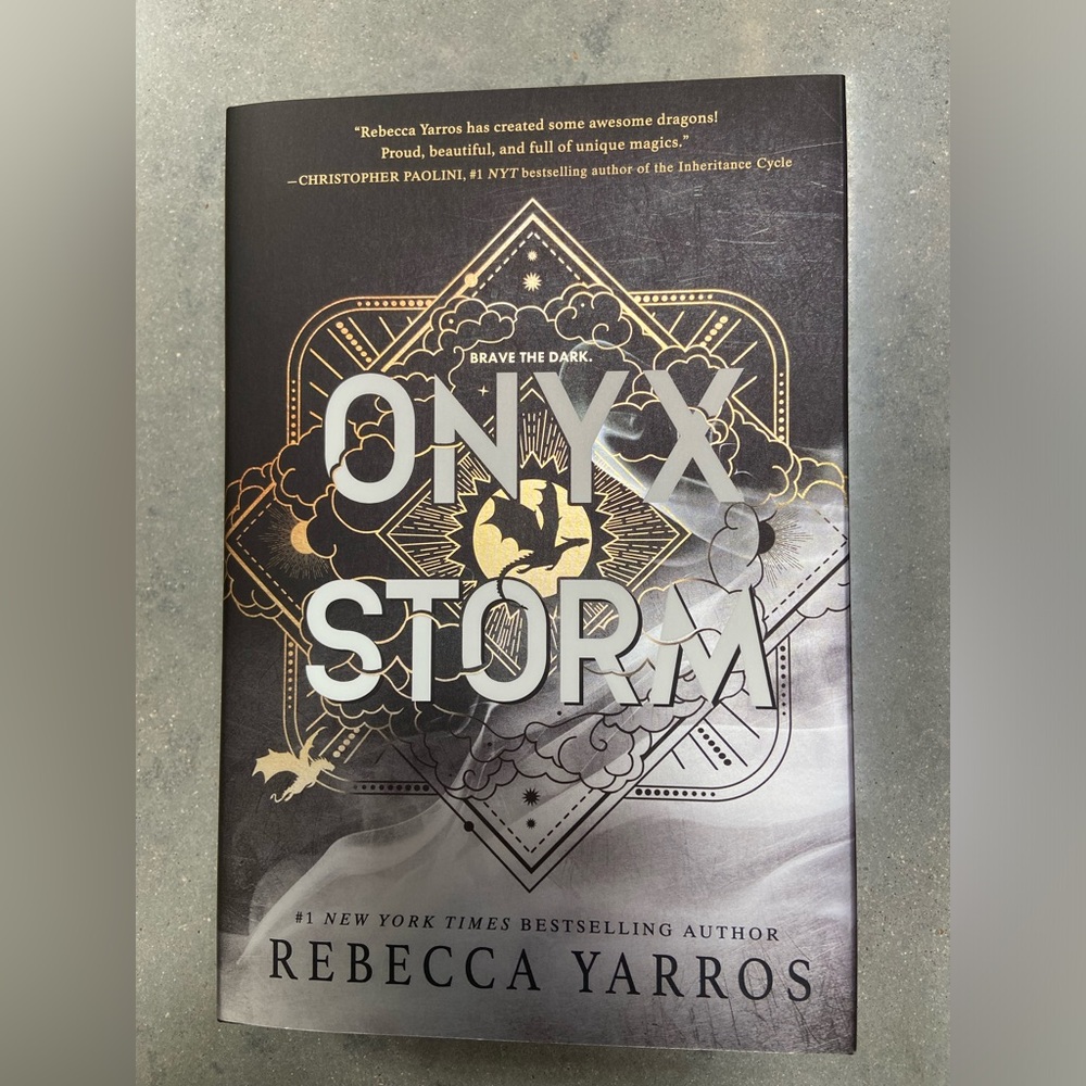Onyx storm deluxe edition